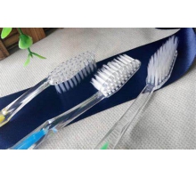 Bàn chải đánh răng khách sạn